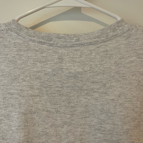 Walt Disney World Gray T-shirt - Picture 7 of 8